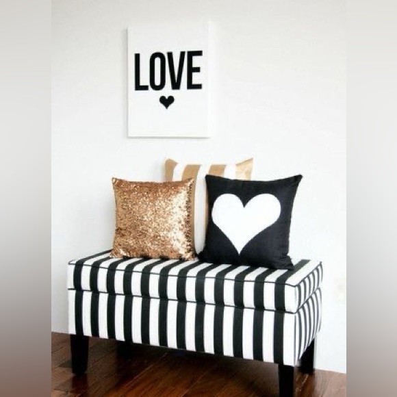 ✨WELCOME✨KRIS @RUNWAY TO ATELIER✨SUSTAINABLE FASHION•NWT •BOUTIQUE•CURATED ITEMS - Picture 2 of 7